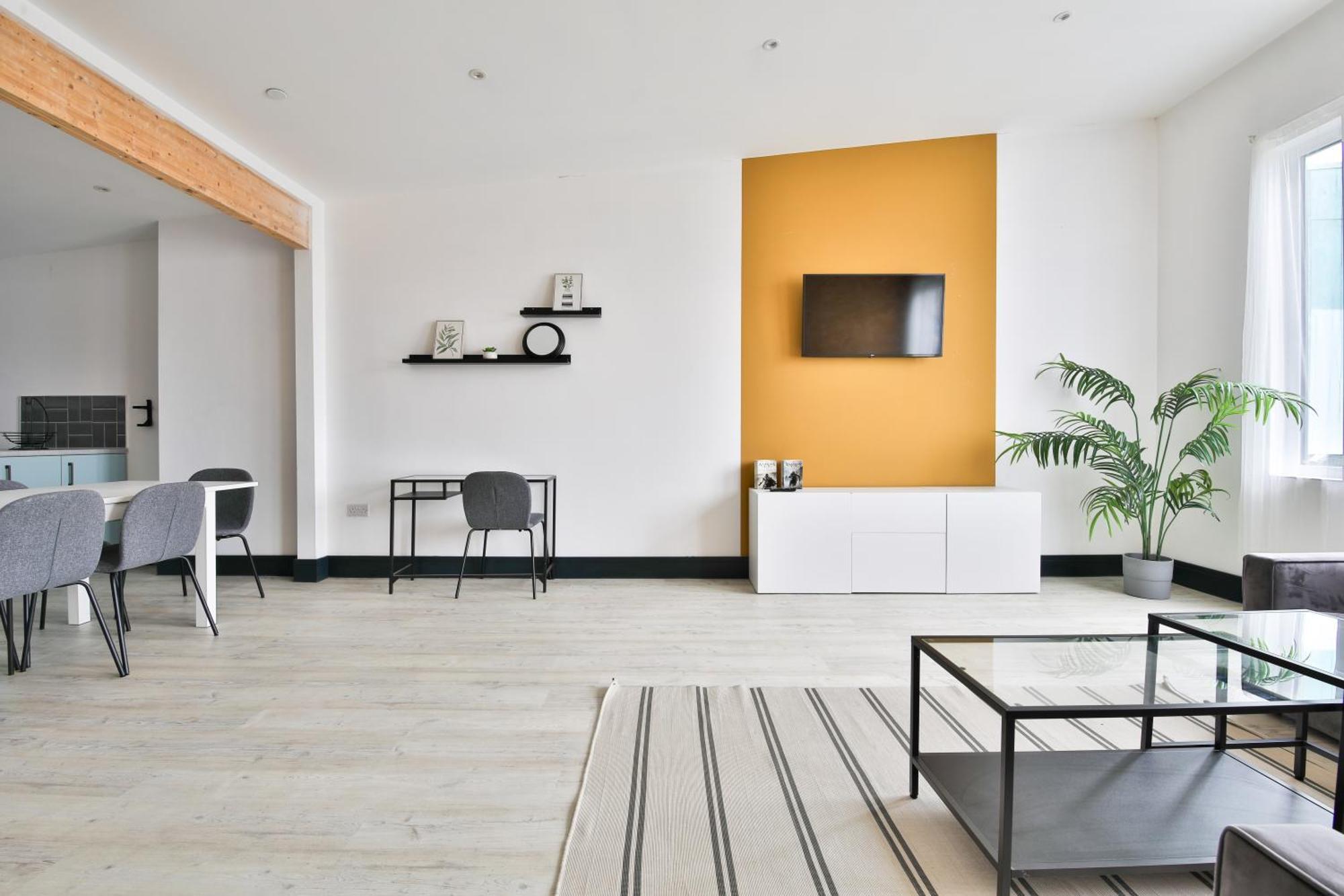 The Kingsway- 2 Bedroom Central Swansea Apartments By Stayright エクステリア 写真
