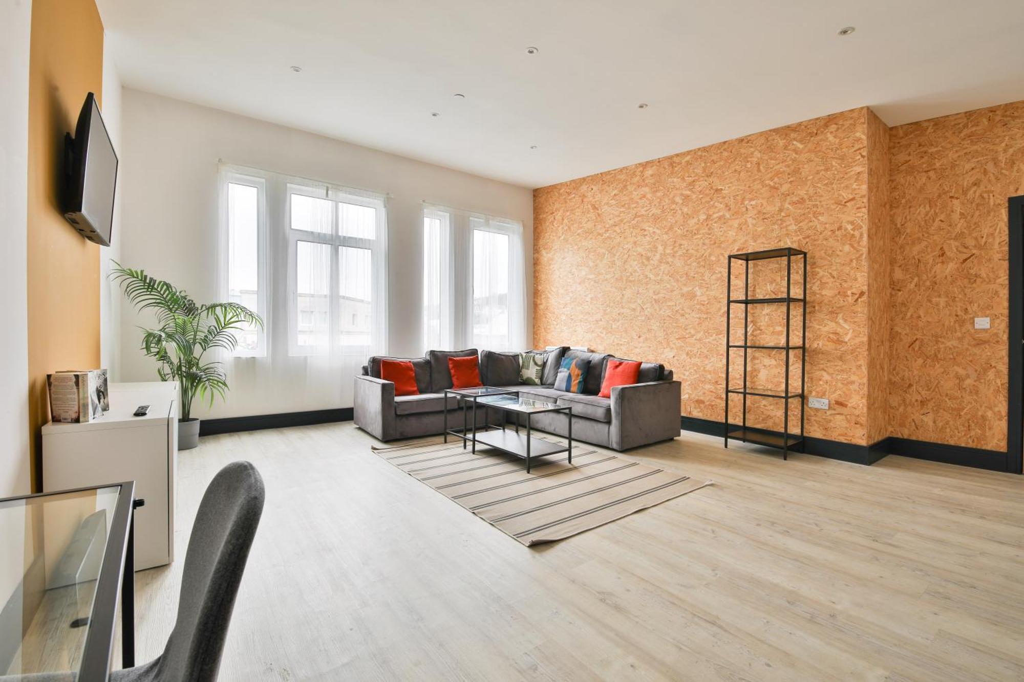 The Kingsway- 2 Bedroom Central Swansea Apartments By Stayright エクステリア 写真