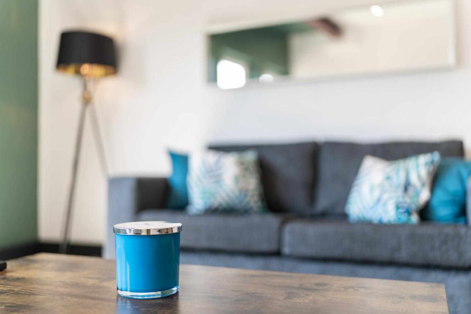 The Kingsway- 2 Bedroom Central Swansea Apartments By Stayright エクステリア 写真