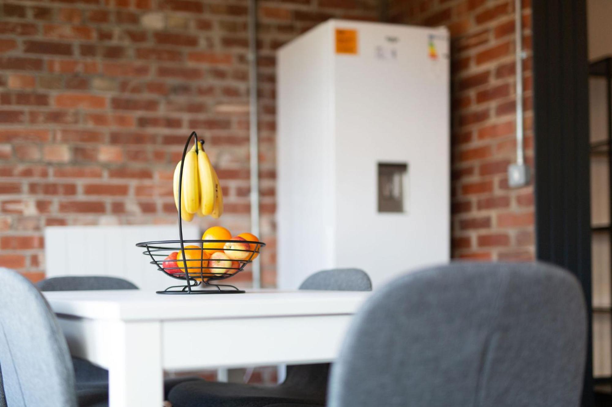 The Kingsway- 2 Bedroom Central Swansea Apartments By Stayright エクステリア 写真