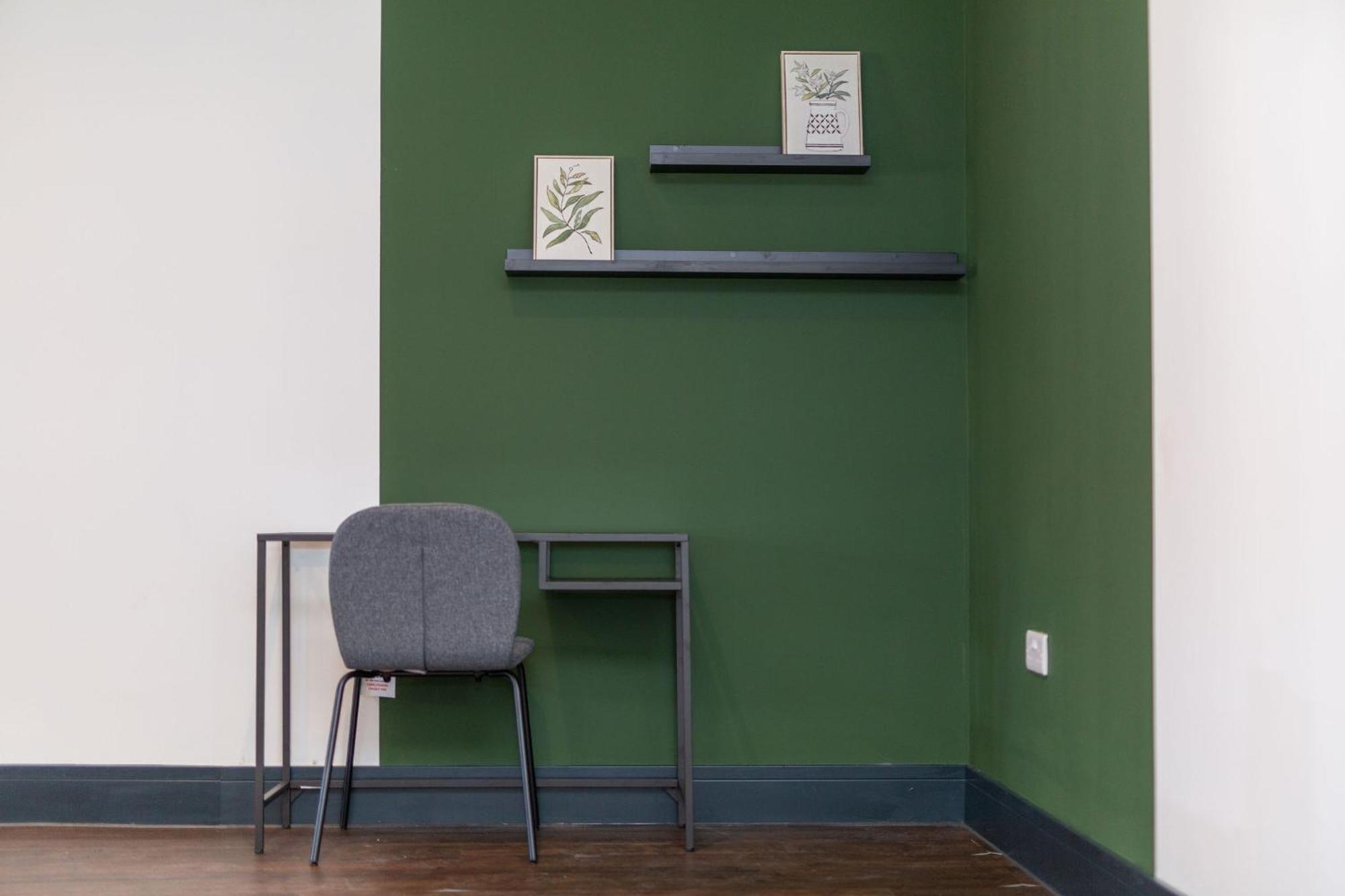 The Kingsway- 2 Bedroom Central Swansea Apartments By Stayright エクステリア 写真